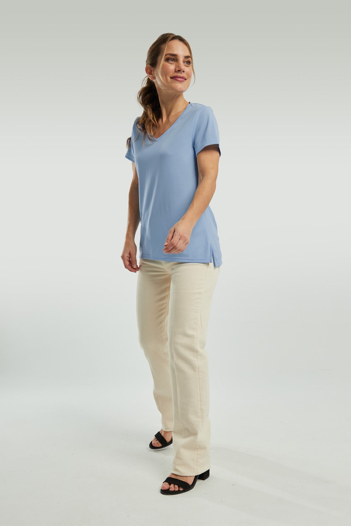 Misty blue v-neck T-shirt ∞