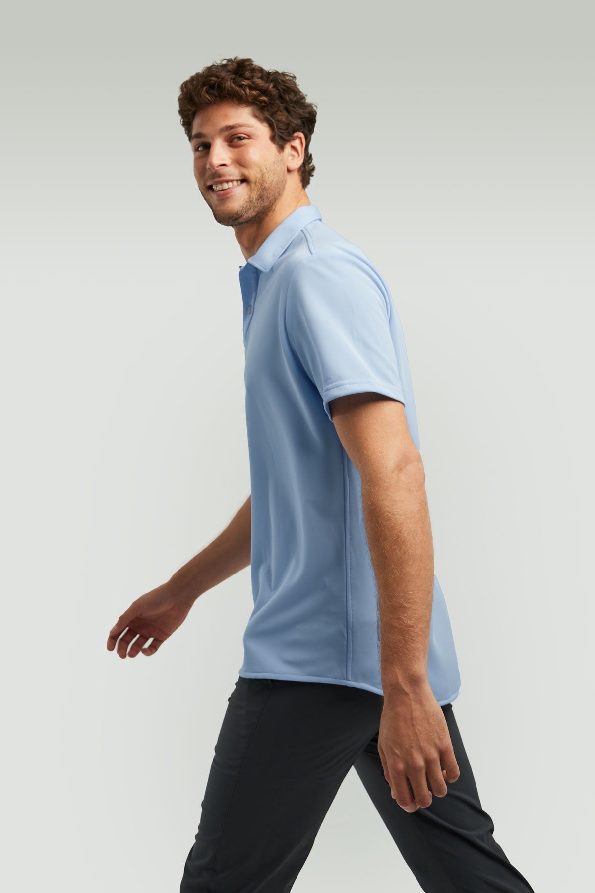 Polo azul niebla ∞
