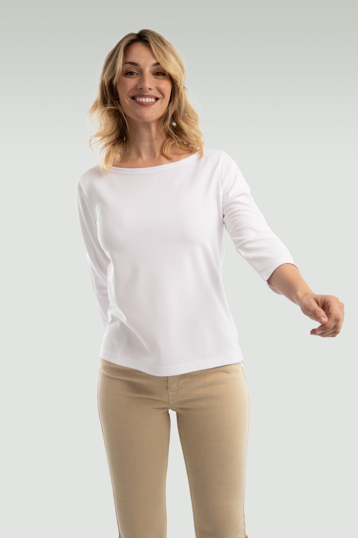Women's boat neck T-shirt white ∞