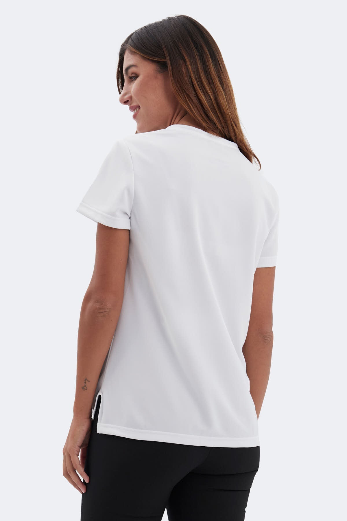 White V-neck T-shirt ∞