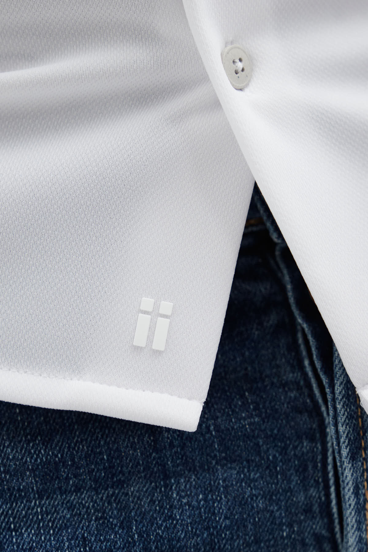 White casual shirt ∞