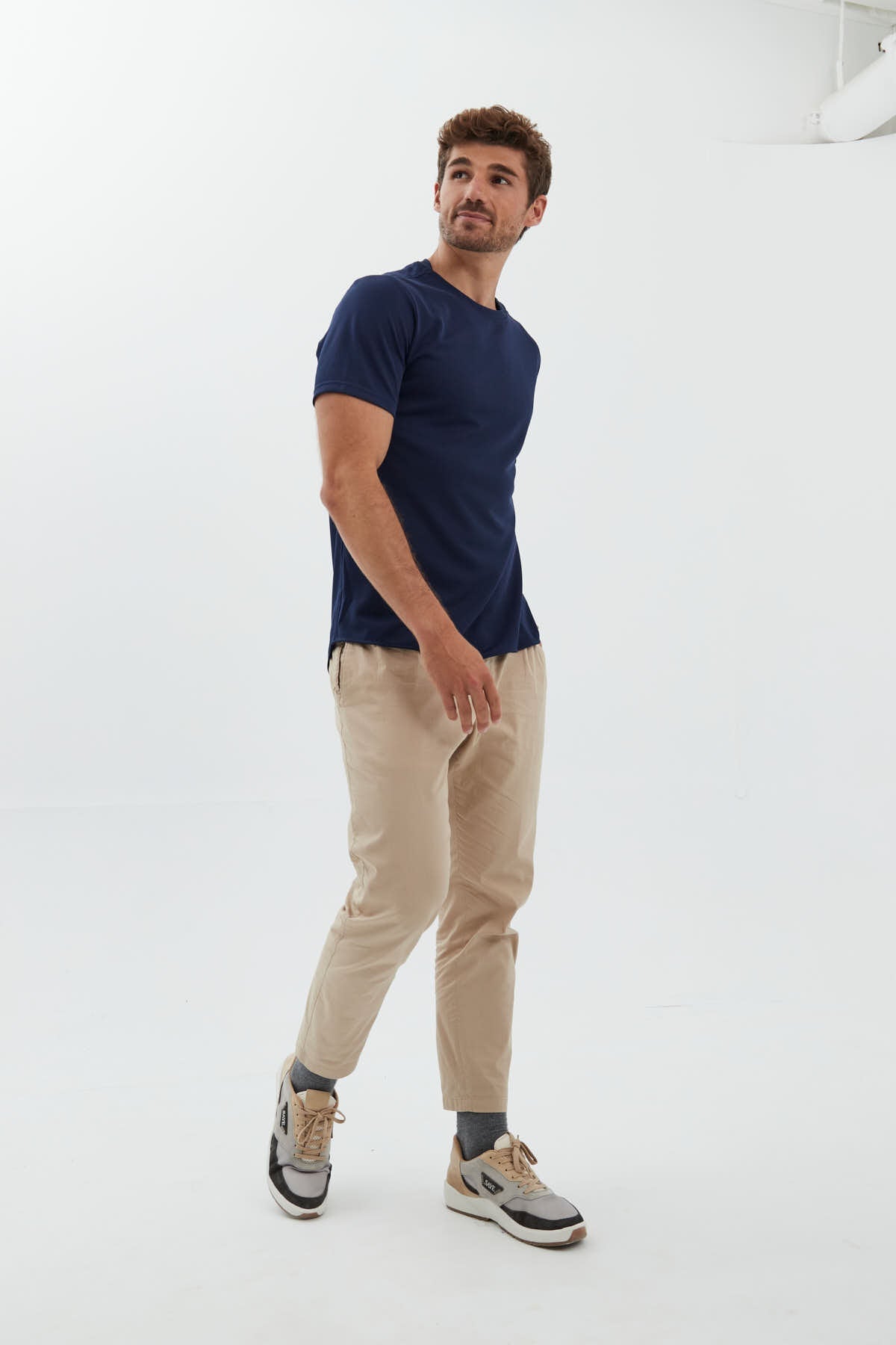 Navy blue T-shirt ∞