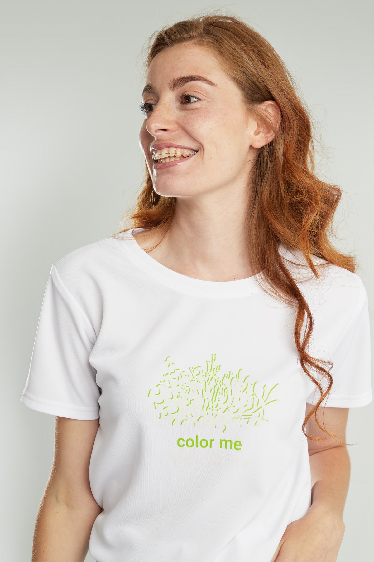 Photochromic T-shirt | color me back to green woman ∞