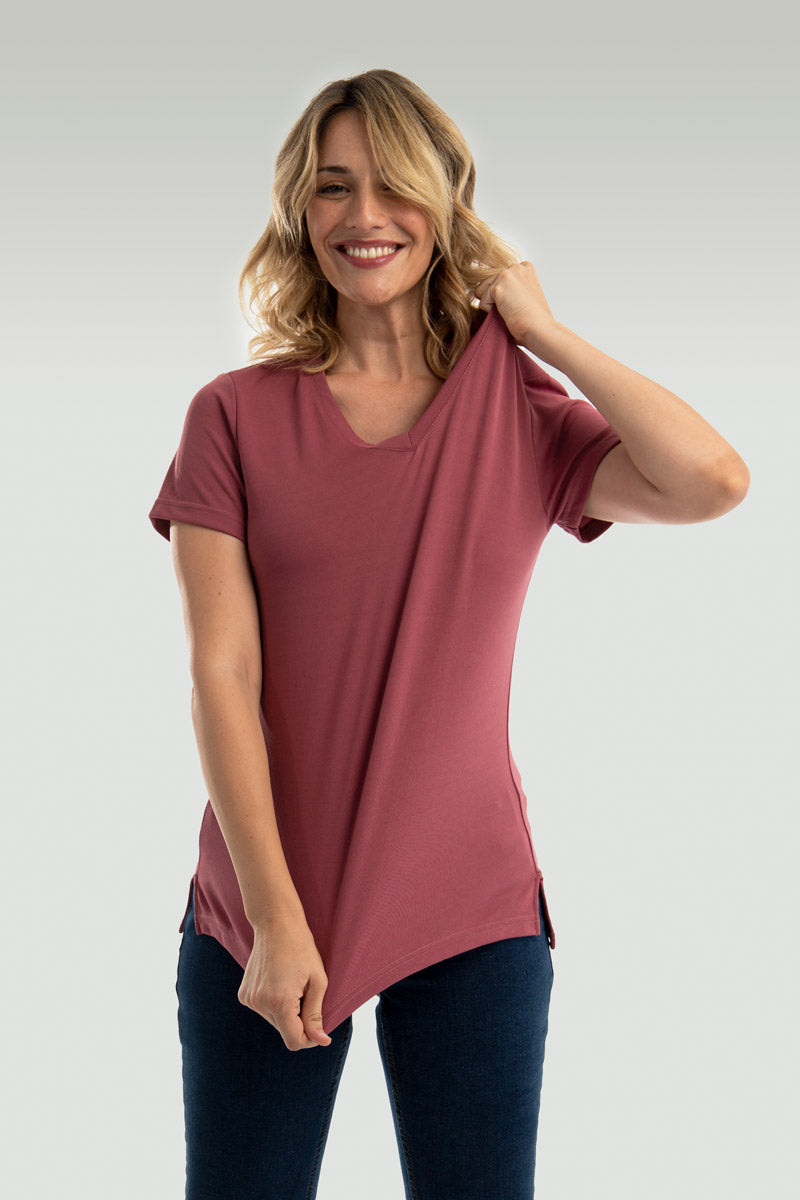 Women's Garnet V-neck T-shirt ∞